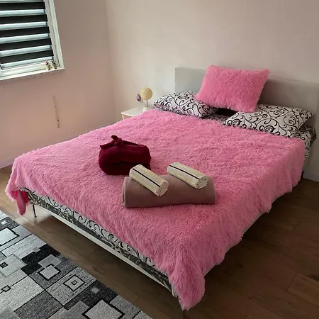 Apartmani Rooms Homestay